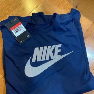 Nike long sleeve tee